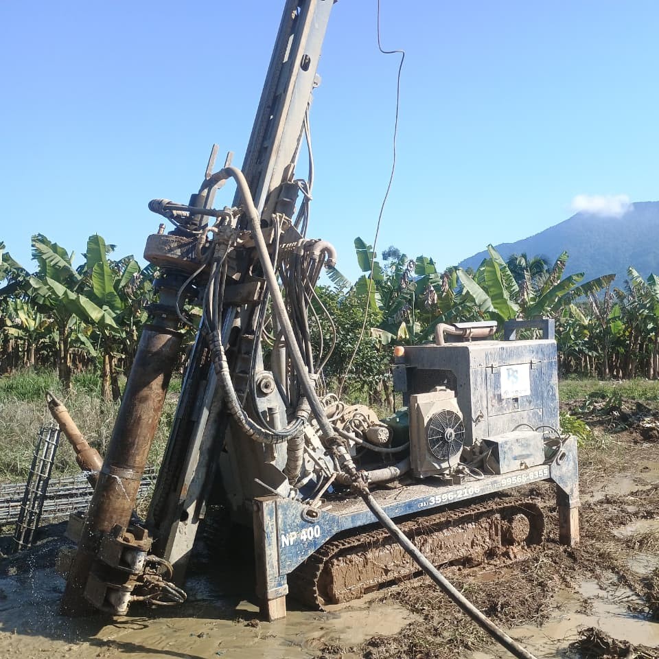 Equipamento de perfuração da PS em operação de campo